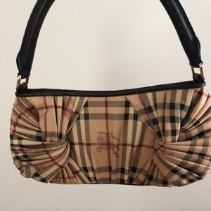 Burberry purse